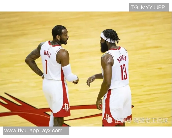 鲍威尔强调球队需保持警惕主动调整继续拼搏以争取更多胜利