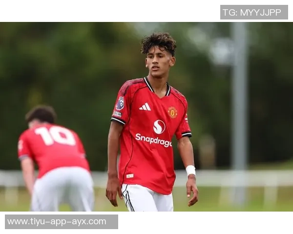 曼联U18近期表现不佳15岁新星加布里埃尔崭露头角 曼联U18近期表现不佳15岁新星加布里埃尔崭露头角