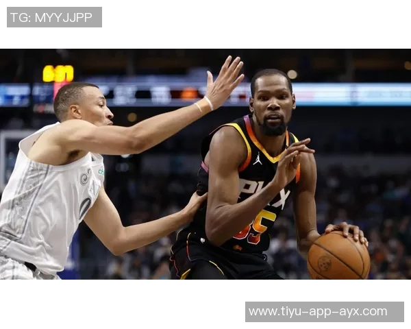 KD怒砸水瓶瞬间引发小贾和阿门惊愕不已场面尴尬至极